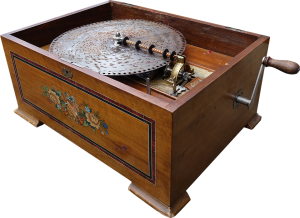 music-box-1638743_960_720